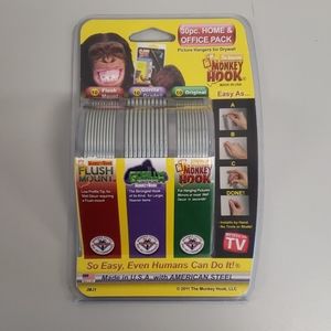 Amazing Monkey Hanging Hooks